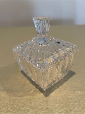 Vintage Pressed Glass Square Trinket/Candy Jar with Lid 3.5 x 3.5 in H 6 in